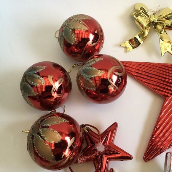 Tree Decorating Starter Kit Christmas Ornaments,Garland,Topper Red, Green Gold - Picture 3 of 9